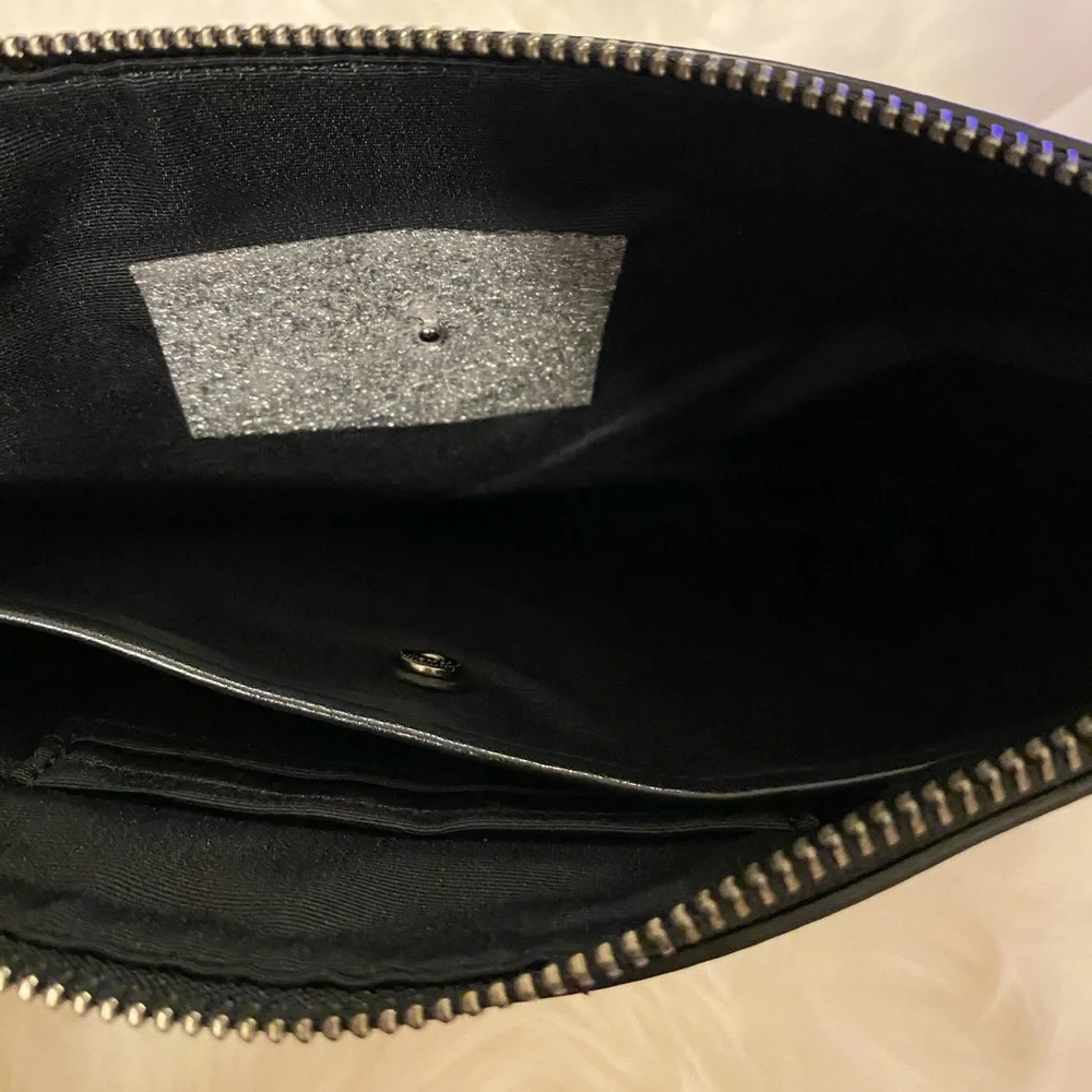 COACH STARWARS POUCH WRISTLET NWT - Picture 8 of 15